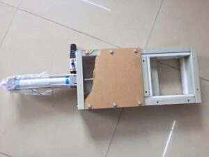 Discharge gates for industrial use