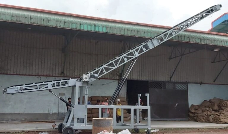 portable bag stacking conveyor