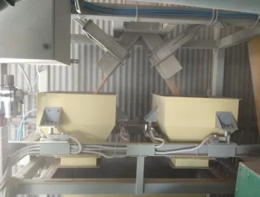 Flow scale weigher